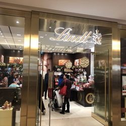 Lindt Chocolate Shop