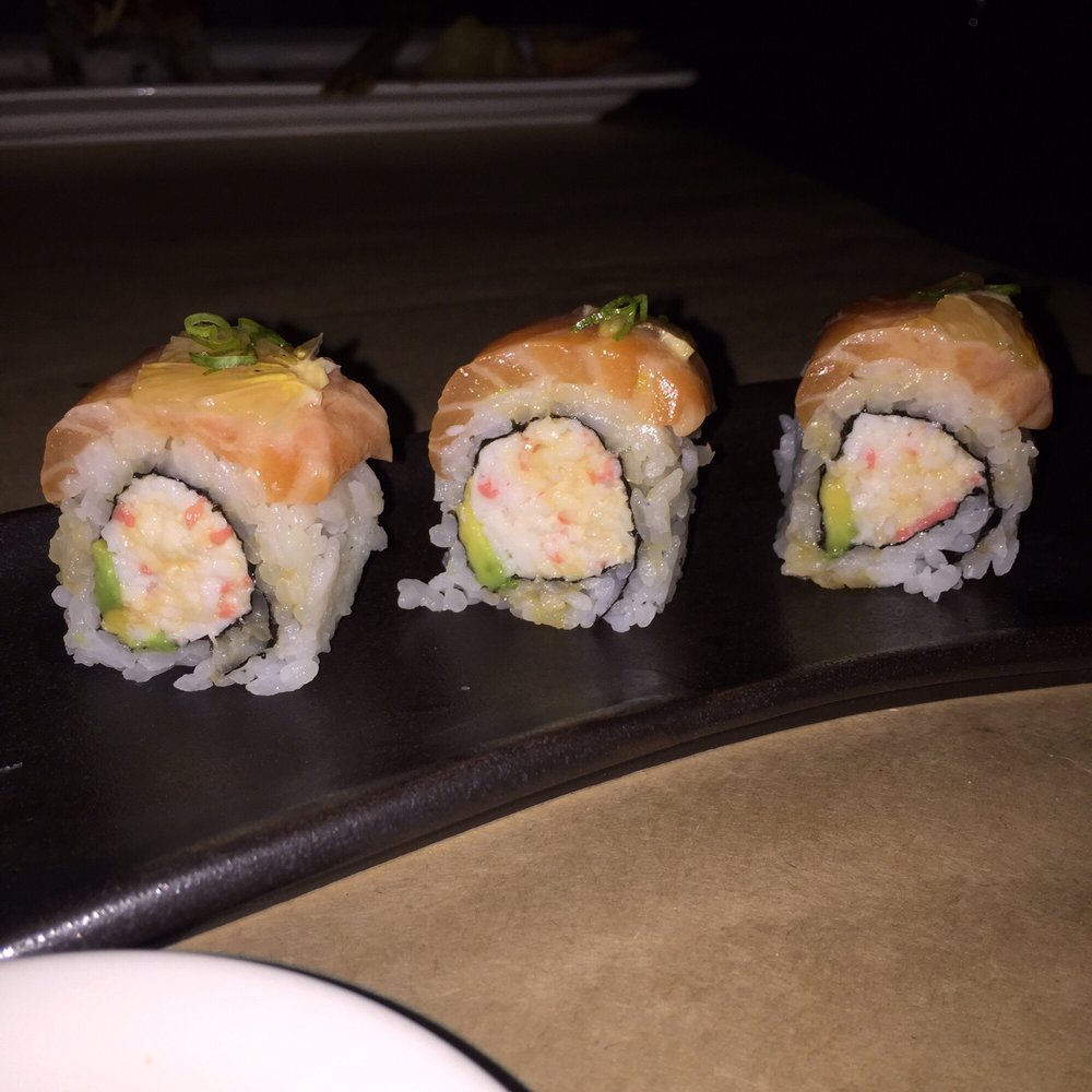 Asahi Sushi Bar - This was my Sundance roll. Crab, salmon, lemon...and that tiny green sliver is avocado. Smh. - Japanese Near Me - Orem, Utah