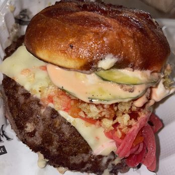 Polombia - Paczki Burger - Polish Near Me - Chicago, Illinois