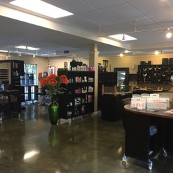 Yuli Hair Salon - The jewellery section.