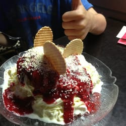 Monster Spaghetti Eis