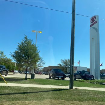 FAMILY TOYOTA OF BURLESON - Updated October 2024 - 88 Photos & 272 ...