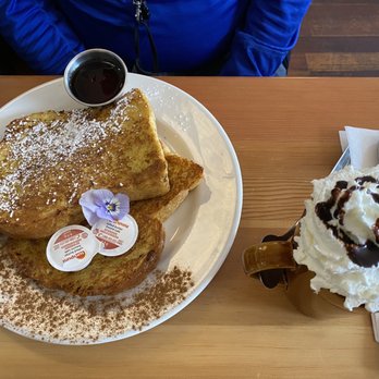Blue Fox Cafe - French toast and hot chocolate - Breakfast & Brunch Near Me - Victoria, British Columbia Blue Fox Cafe - French toast and hot chocolate - Breakfast & Brunch Near Me - Victoria, British Columbia