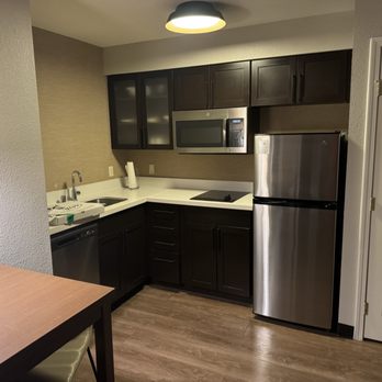 Residence Inn Salinas Monterey - Nice kitchen area - Hotels Near Me - Salinas, California Residence Inn Salinas Monterey - Nice kitchen area - Hotels Near Me - Salinas, California