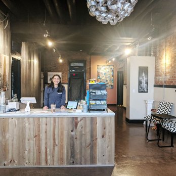 Broadway Nutrition - Owner of the store and smoothie station - Juice Bars & Smoothies Near Me - Louisville, Kentucky