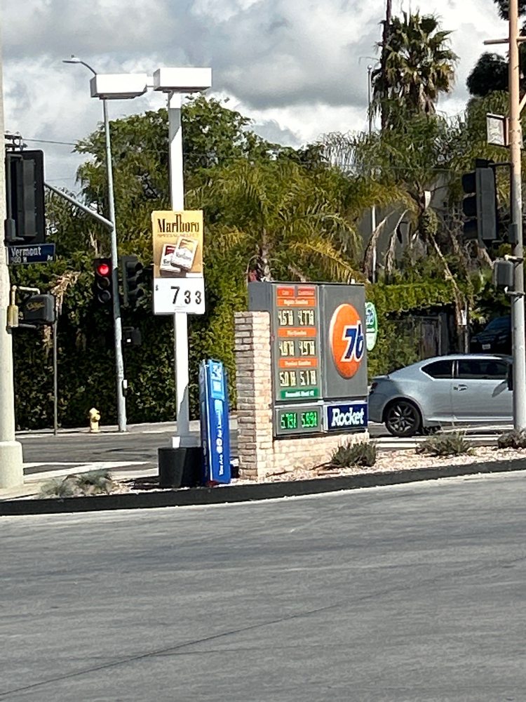 76 GAS STATION Updated September 2024 19 Photos & 29 Reviews 591