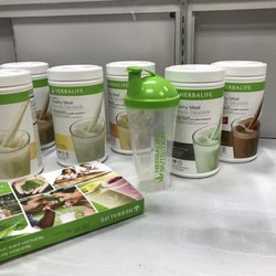 Be Well Nutrition - Shake up our nummy Protein Meal replacement shakes in one of our awesome shaker cups.