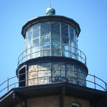 Southeast Lighthouse - Landmarks & Historical Buildings Near Me - Block Island, Rhode Island