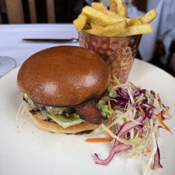 Holly Bush - Beef Burger