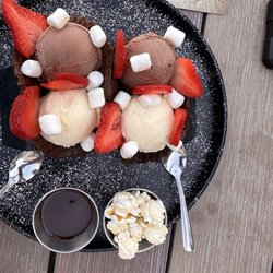 Nom Nom Tacos & Tequila - Double taco Ice cream