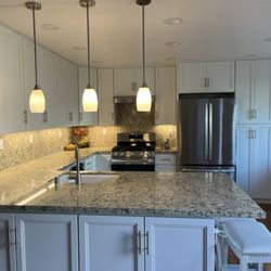Munoz Tile - Kitchen counters and backsplash