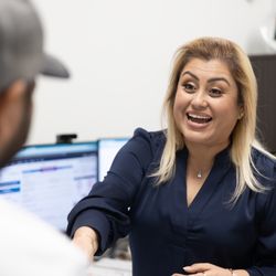Connect Insurance Group - "Tu bienestar asegurado, pase lo que pase."