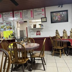 Taqueria Ana Maria's - Inside
