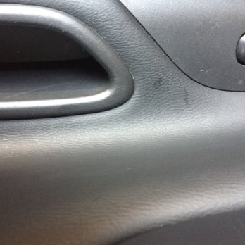 Hertz Rent A Car - Dirty Door handles - Car Rental Near Me - Lombard, Illinois