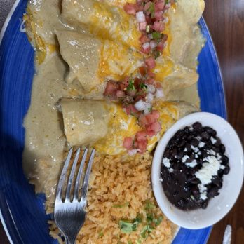 Juanchos Mexican Restaurante - Enchiladas Suizas - Mexican Near Me - Butler, New Jersey Juanchos Mexican Restaurante - Enchiladas Suizas - Mexican Near Me - Butler, New Jersey