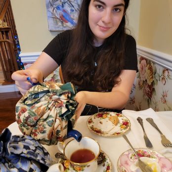 Lisa's Tea Treasures - Tea Rooms Near Me - Los Altos, California