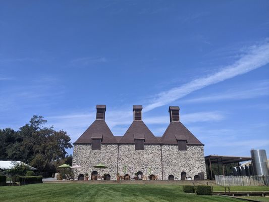Landmark Vineyards at Hop Kiln Estate by null
