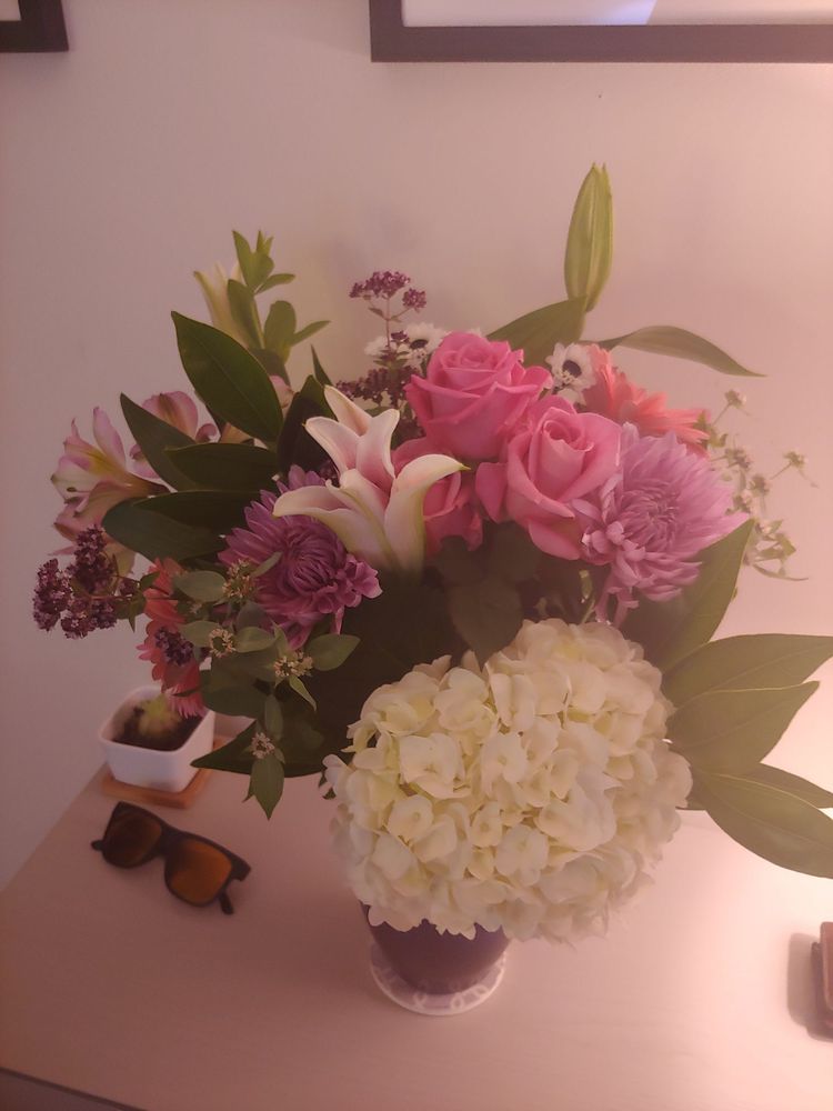 BRAWEY FLORIST Updated July 2024 26 Photos & 14 Reviews 94