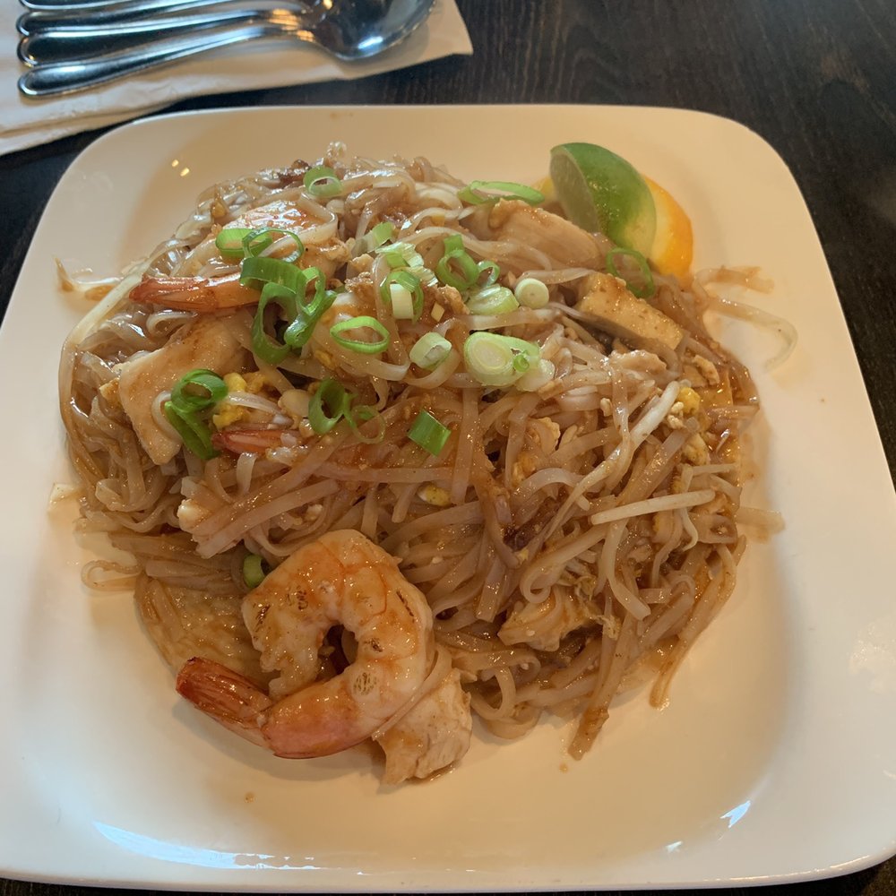 Pad thai Pad thai