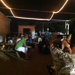 Bit O'blarney Pub - Outside deck with live music