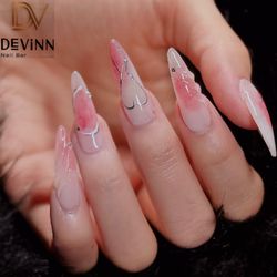 DeVinn Nail Bar