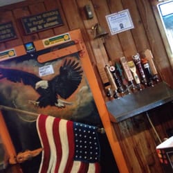 Klinker's Hometown Bar & Grill