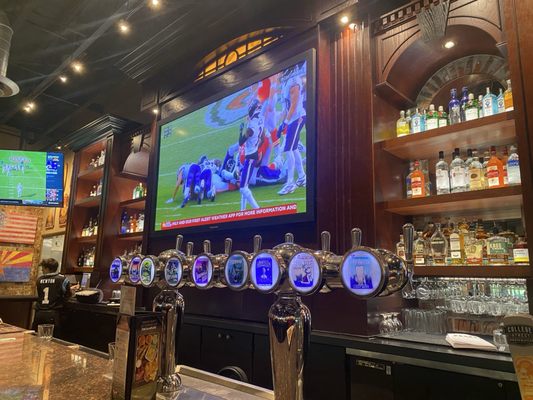 BJ's Restaurant & Brewhouse by null