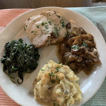 Sogno Wheaton - Pork Loin Vesuvio, Sautéed spinach, Marsala mushrooms & onions, Vesuvio mashed au gratin. - Italian Near Me - Wheaton, Illinois Sogno Wheaton - Pork Loin Vesuvio, Sautéed spinach, Marsala mushrooms & onions, Vesuvio mashed au gratin. - Italian Near Me - Wheaton, Illinois