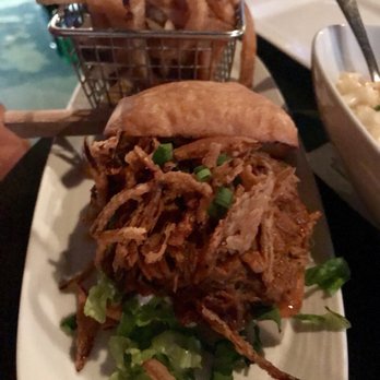 Smith & Kings - BBQ pulled pork sandwich ($7 happy hour!!) - Cocktail Bars Near Me - Honolulu, Hawaii Smith & Kings - BBQ pulled pork sandwich ($7 happy hour!!) - Cocktail Bars Near Me - Honolulu, Hawaii