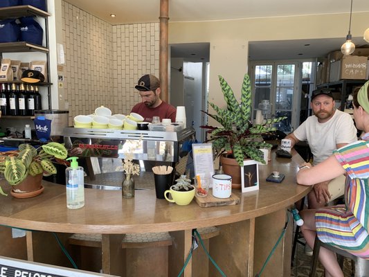 Le Peloton Café by null
