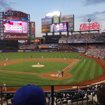 Citi Field - Section 118 Row 3 Hyundai Club - Stadiums & Arenas Near Me - Corona, New York