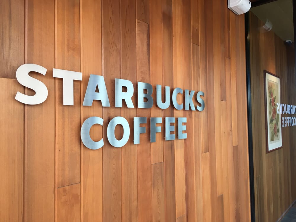 Starbucks Koriyama Cosmos Dori