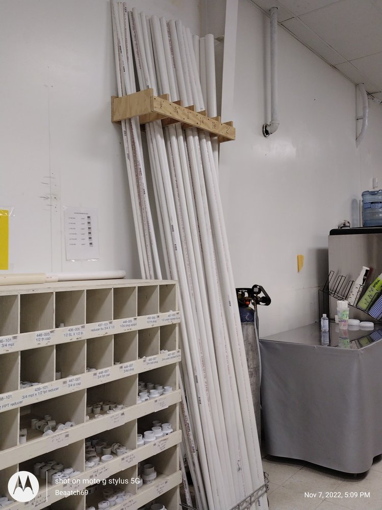 J&J GENERAL STORE Updated June 2024 12 Photos 600 Quartz Ave