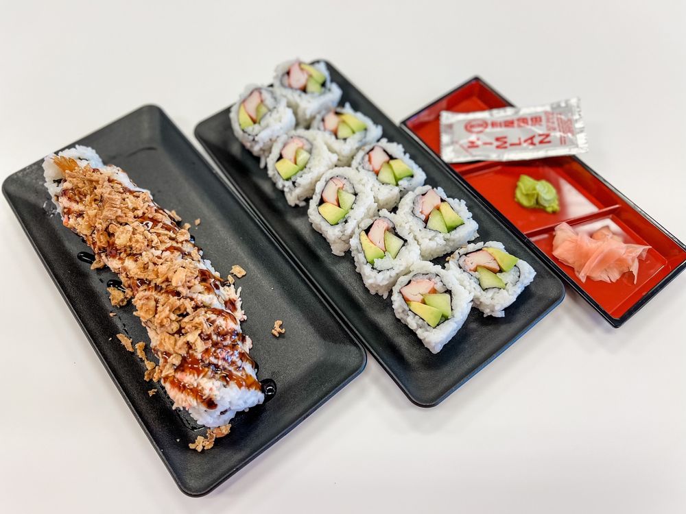 Food from Ni Ni’s Cafe