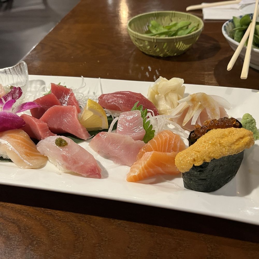 Toshi Sushi - Sushi and sashimi combo. Was delicious - Japanese Near Me - Gardena, California Toshi Sushi - Sushi and sashimi combo. Was delicious - Japanese Near Me - Gardena, California