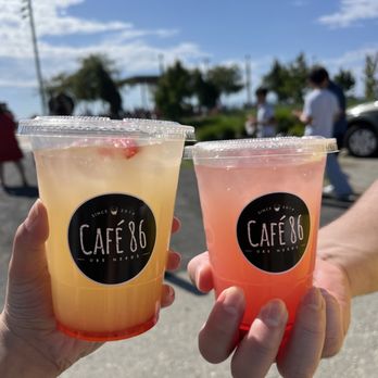Cafe 86 - Strawberry Calamansi Cooler, Dragonberry Calamansi Cooler - Desserts Near Me - Union City, California Cafe 86 - Strawberry Calamansi Cooler, Dragonberry Calamansi Cooler - Desserts Near Me - Union City, California