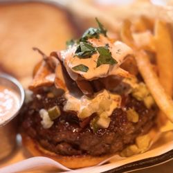 Black Tap - THE TENNESSEE BURGER