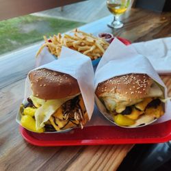 Armistice Brewing Company - Butter's Burgers truck now at Armistice! Delish!!