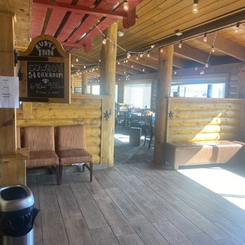 Ruby's Inn Restaurant - American Near Me - Bryce Canyon, Utah