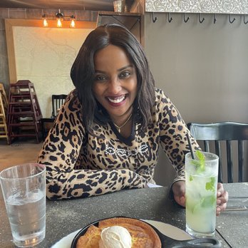 Green Pig Bistro - New American Near Me - Arlington, Virginia