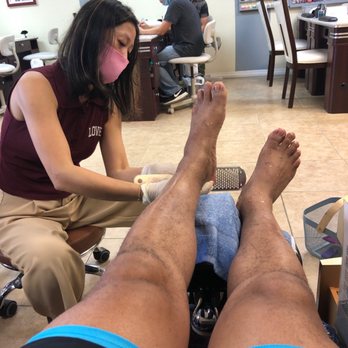 T D Nail and Spa - Linda - Nail Salons Near Me - Tampa Bay, Florida