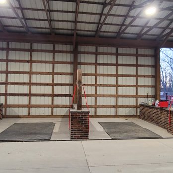 The 1789 - Horses can enjoy hot & cold wash bays! - Horse Boarding Near Me - Berryville, Virginia The 1789 - Horses can enjoy hot & cold wash bays! - Horse Boarding Near Me - Berryville, Virginia