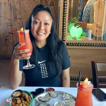 LA Crab Shack - My beautiful lunch date that loves seafood as much as me! - Cajun/Creole Near Me - Phoenix, Arizona LA Crab Shack - My beautiful lunch date that loves seafood as much as me! - Cajun/Creole Near Me - Phoenix, Arizona