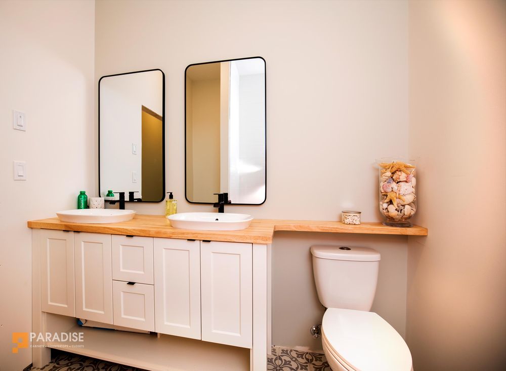 PARADISE Updated July 2024 15 Photos 2224 Queensway