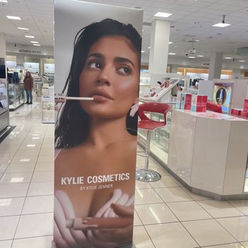 Macy's - Department Stores Near Me - Ventura, California