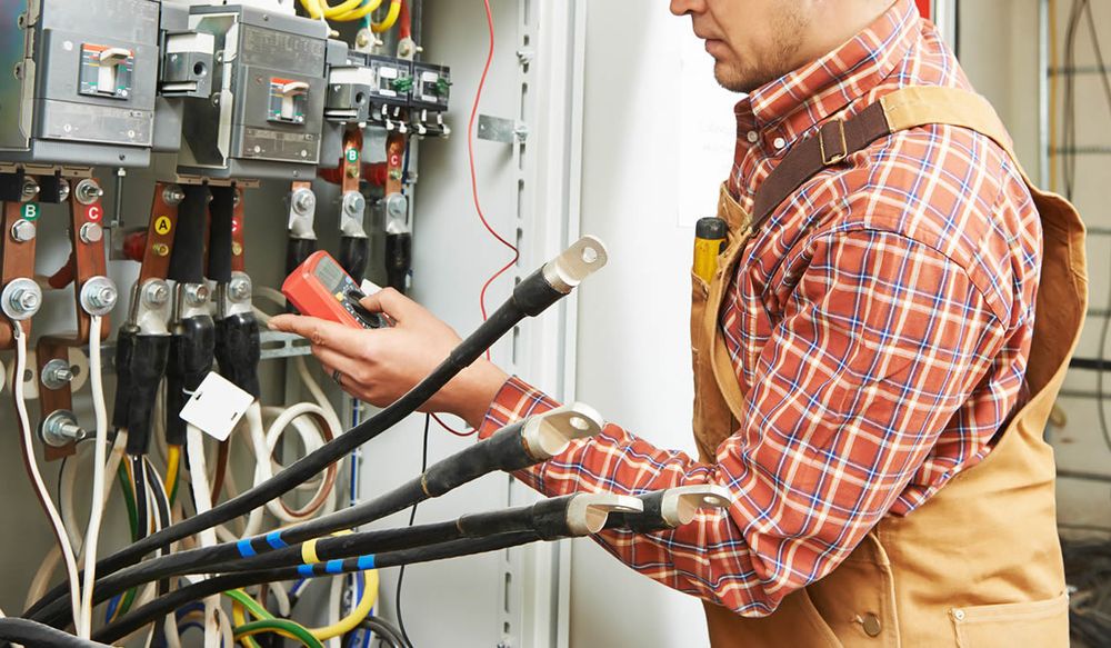 Slide of Local Trusted Electricians -Oxnard
