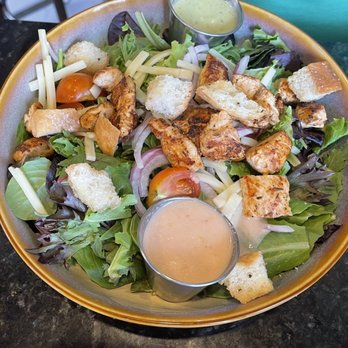 Curio Bistro - Curio Grilled Chicken Salad - Cajun/Creole Near Me - New Orleans, Louisiana