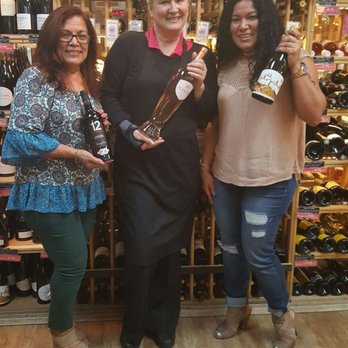 Atelier Monnier - Pinecrest - With Victoria  /Sommelier at Atelier Monnier - Bakeries Near Me - Pinecrest, Florida