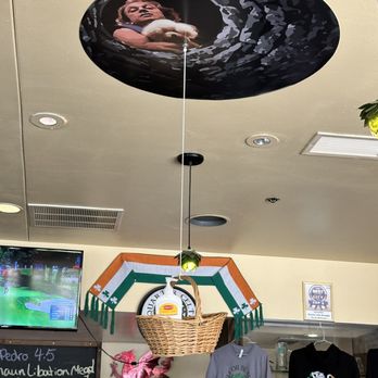 Quarter Celtic Brewpub - Lovely Wall art. - Brewpubs Near Me - Albuquerque, New Mexico