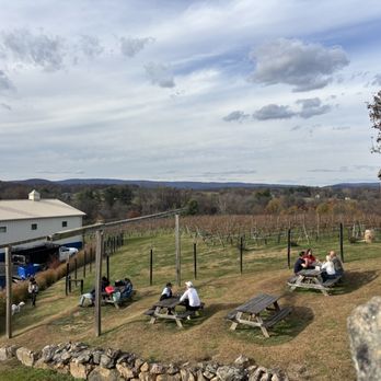 Barrel Oak Winery & Brewery - Wineries Near Me - Delaplane, Virginia Barrel Oak Winery & Brewery - Wineries Near Me - Delaplane, Virginia